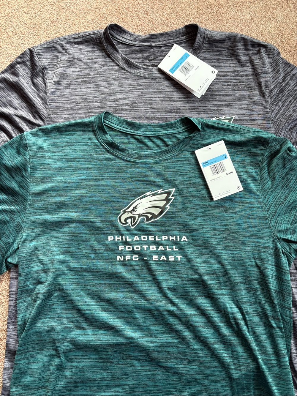 Nike Men’s Philadelphia Eagles football NFL set of 2 Dri Fit tshirts medium NWT